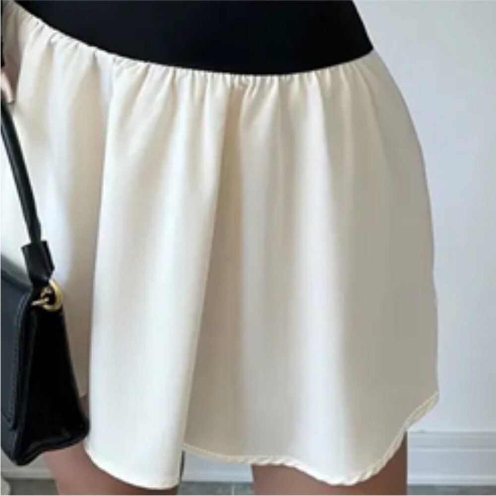 Commense Dress - Picture 5 of 6